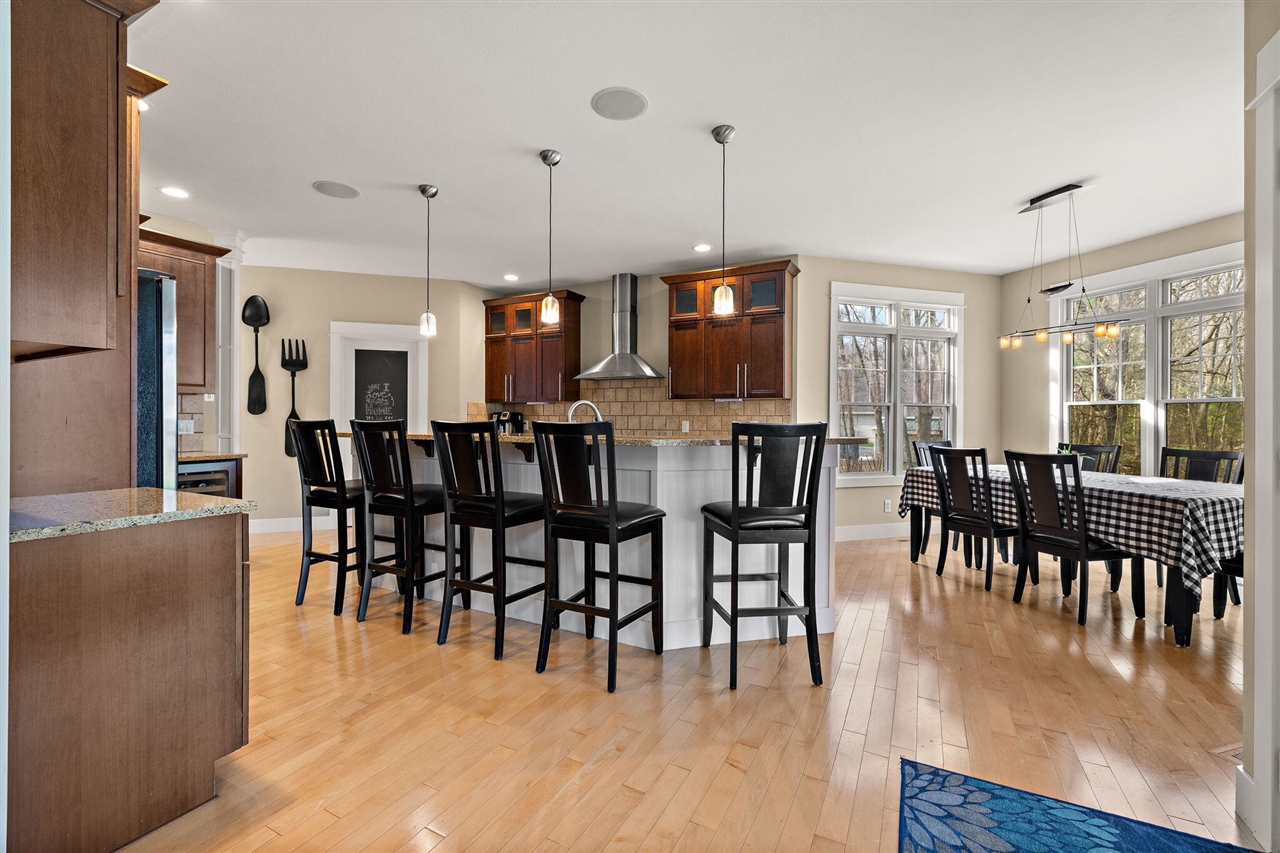 13090 Woodhaven Drive, Grand Haven, MI, 49417-8679