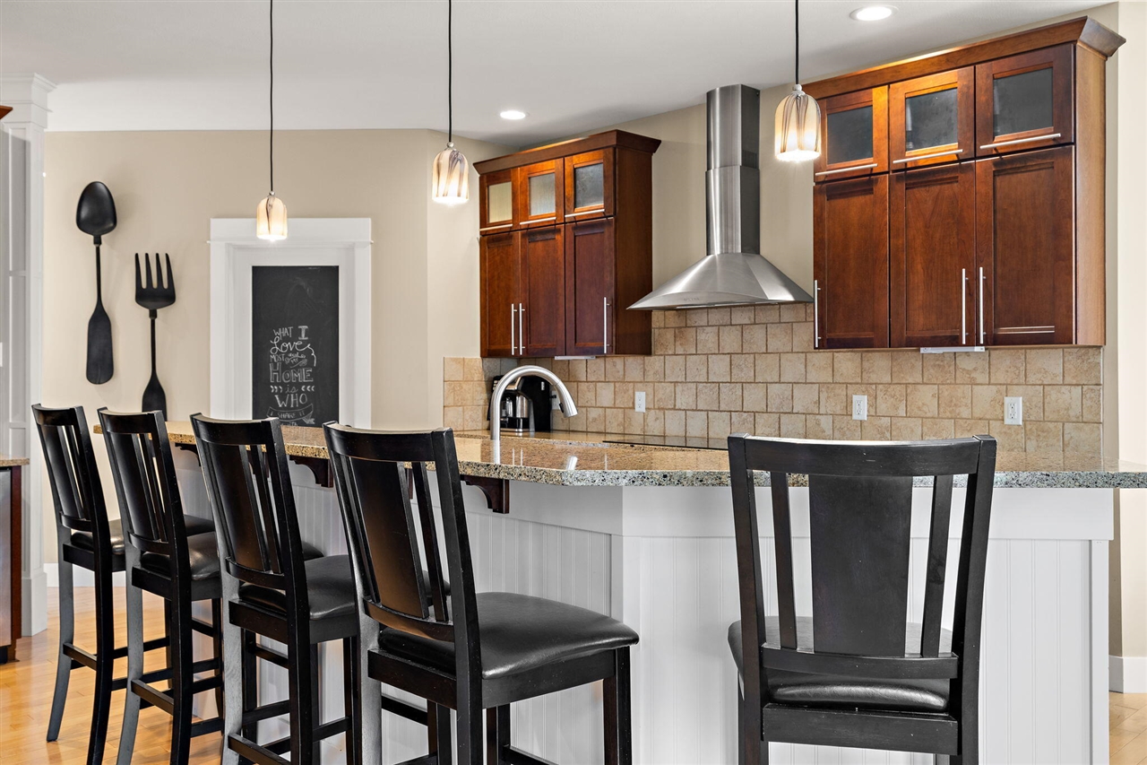 13090 Woodhaven Drive, Grand Haven, MI, 49417-8679