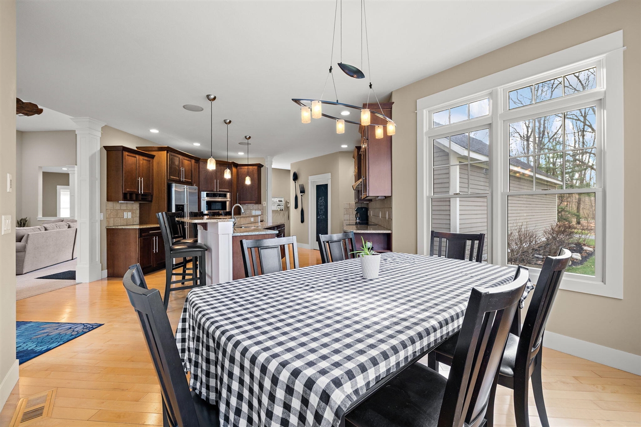 13090 Woodhaven Drive, Grand Haven, MI, 49417-8679