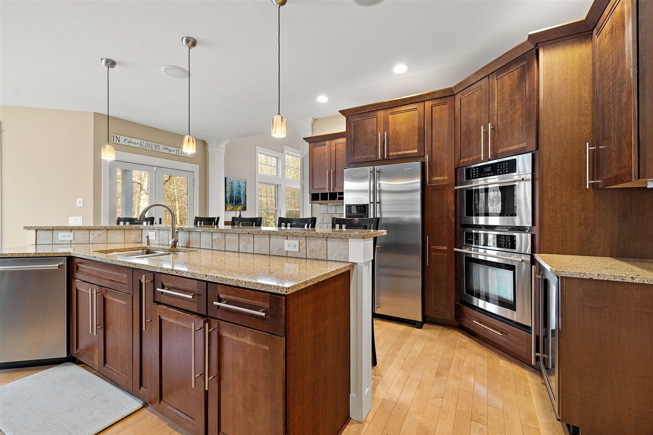 13090 Woodhaven Drive, Grand Haven, MI, 49417-8679