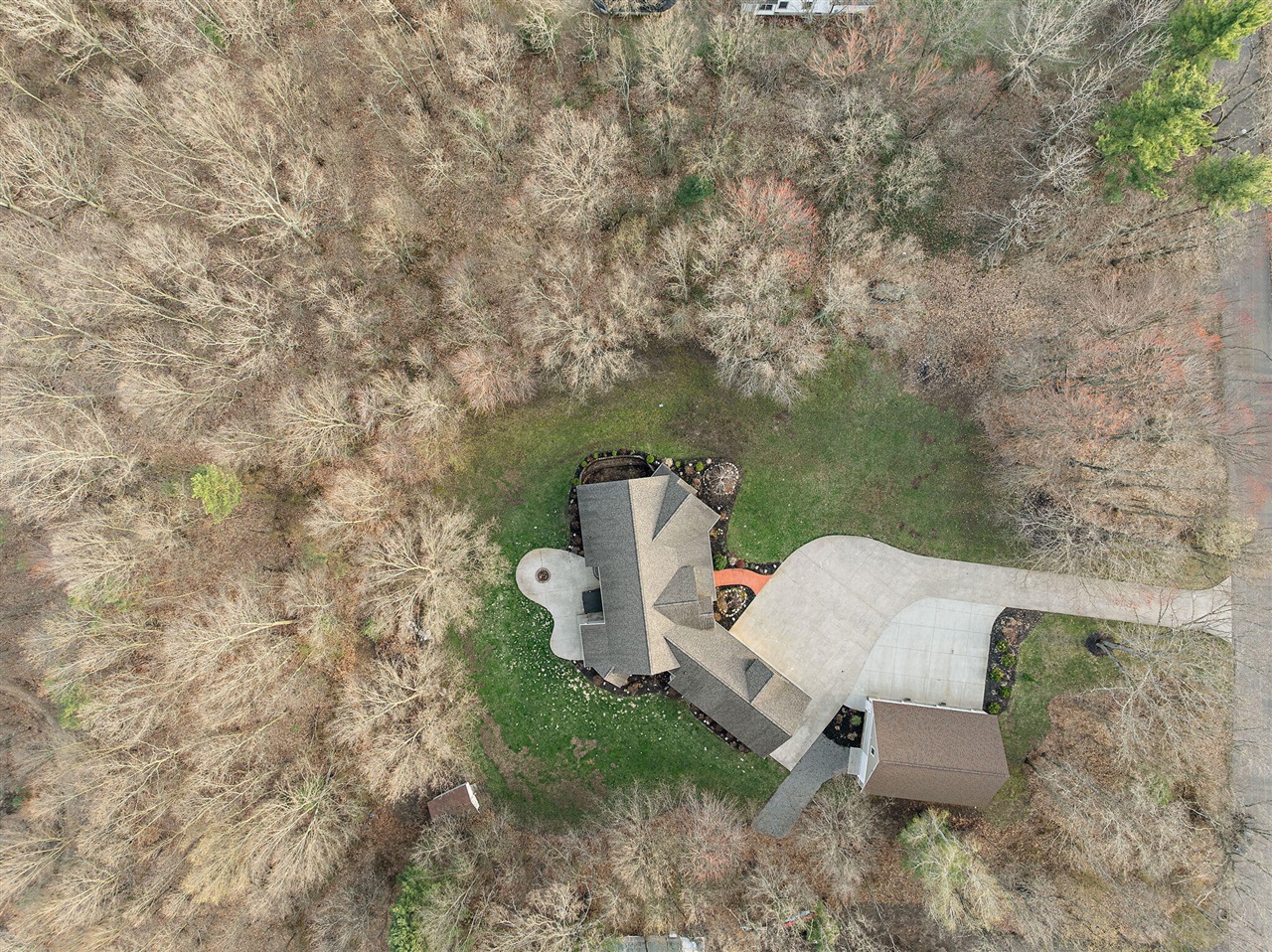 13090 Woodhaven Drive, Grand Haven, MI, 49417-8679