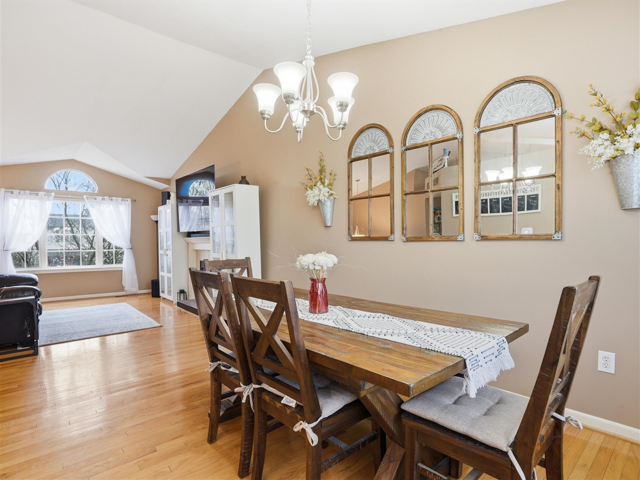 7124 Saint Andrews Drive, Ypsilanti, MI, 48197-9507