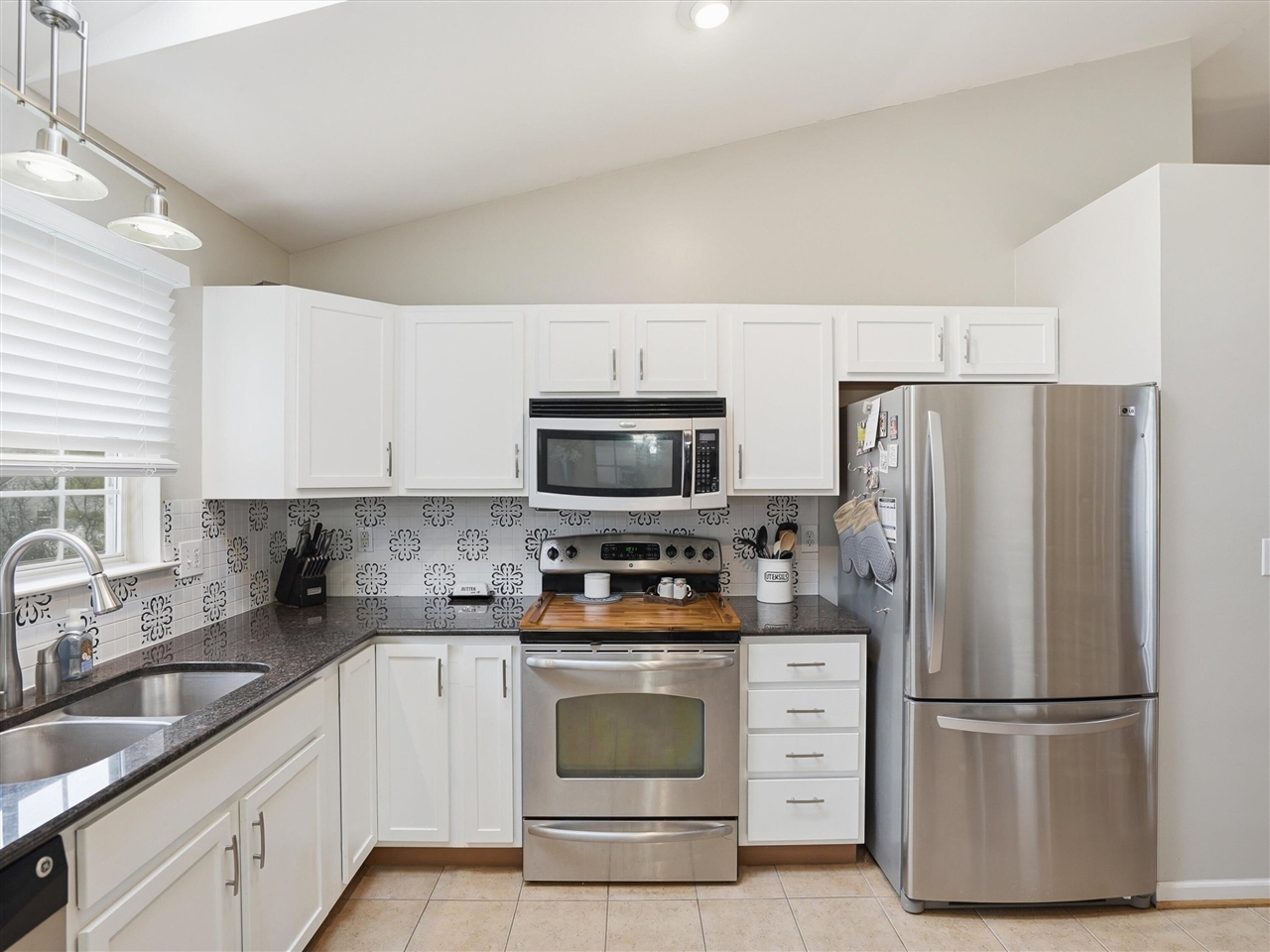 7124 Saint Andrews Drive, Ypsilanti, MI, 48197-9507