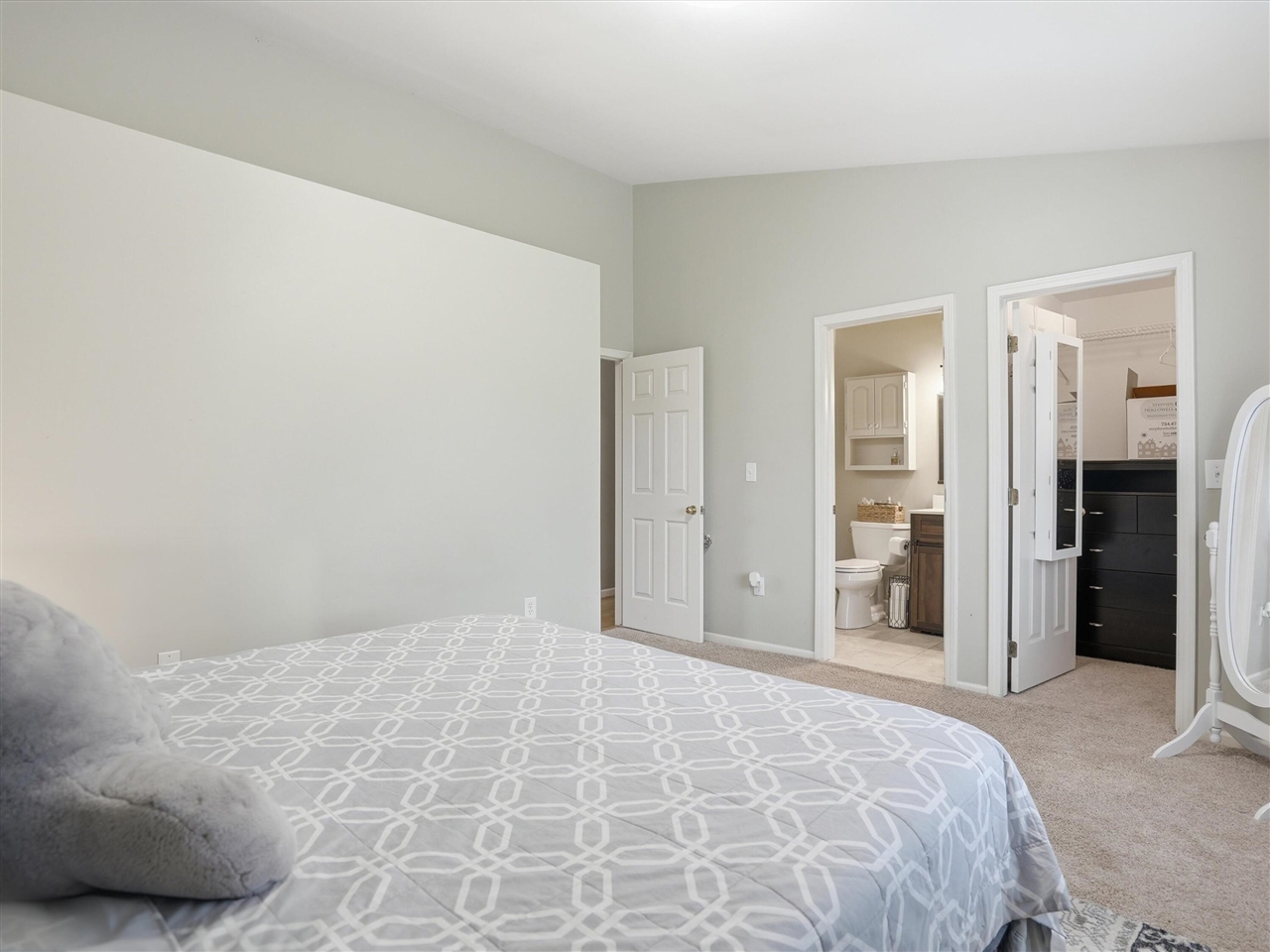 7124 Saint Andrews Drive, Ypsilanti, MI, 48197-9507