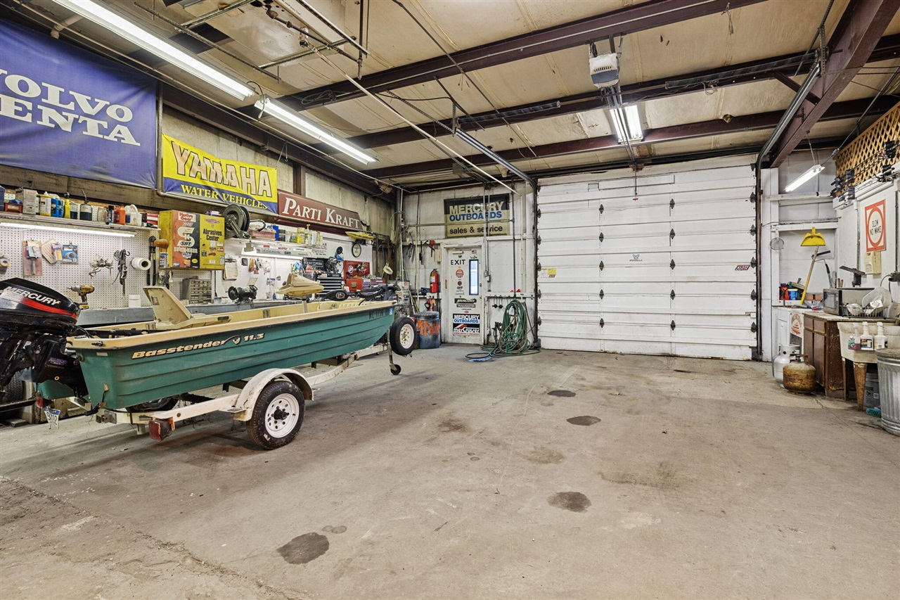819 W Buffalo Street, New Buffalo, MI, 49117-1213