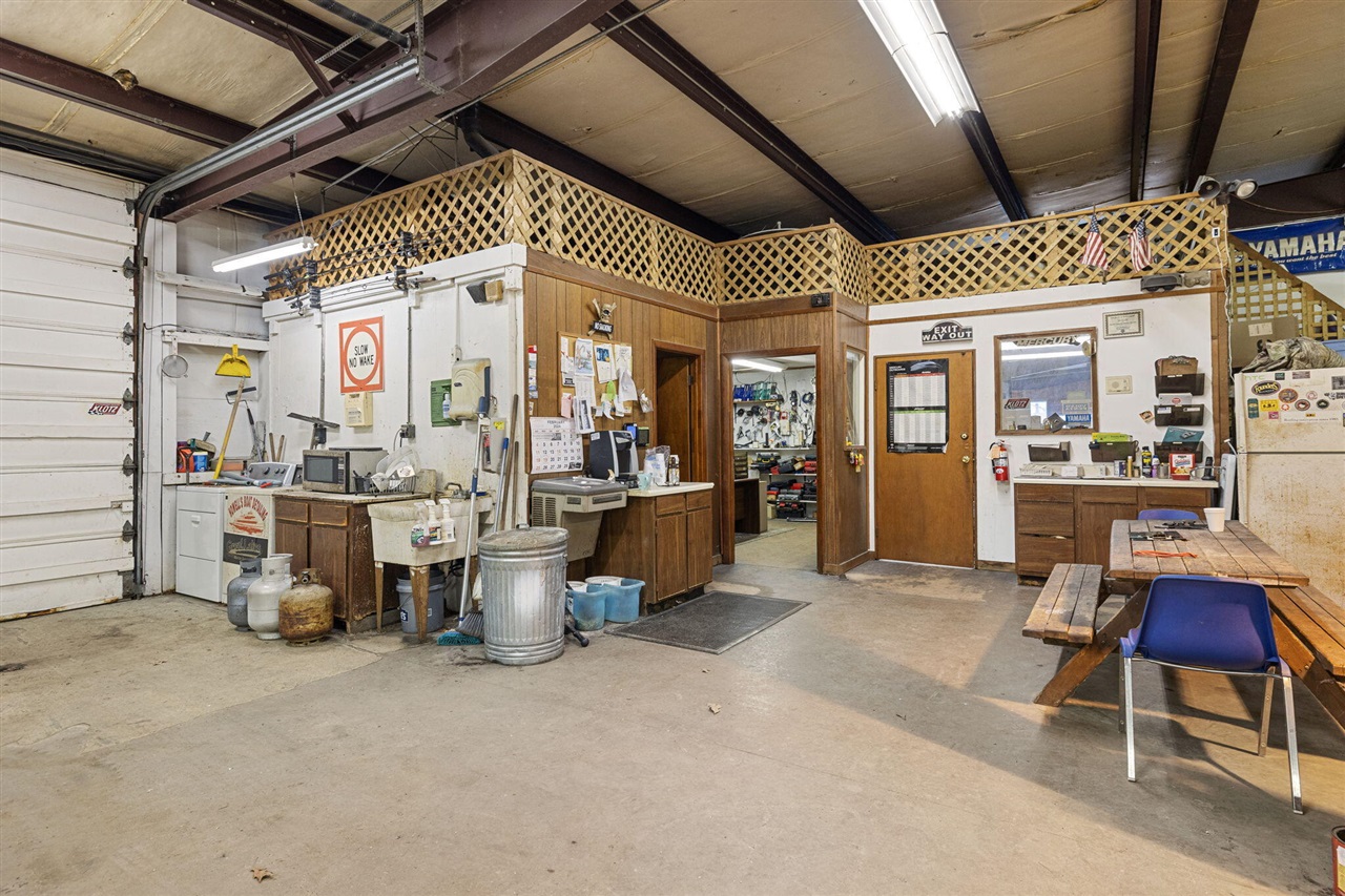 819 W Buffalo Street, New Buffalo, MI, 49117-1213