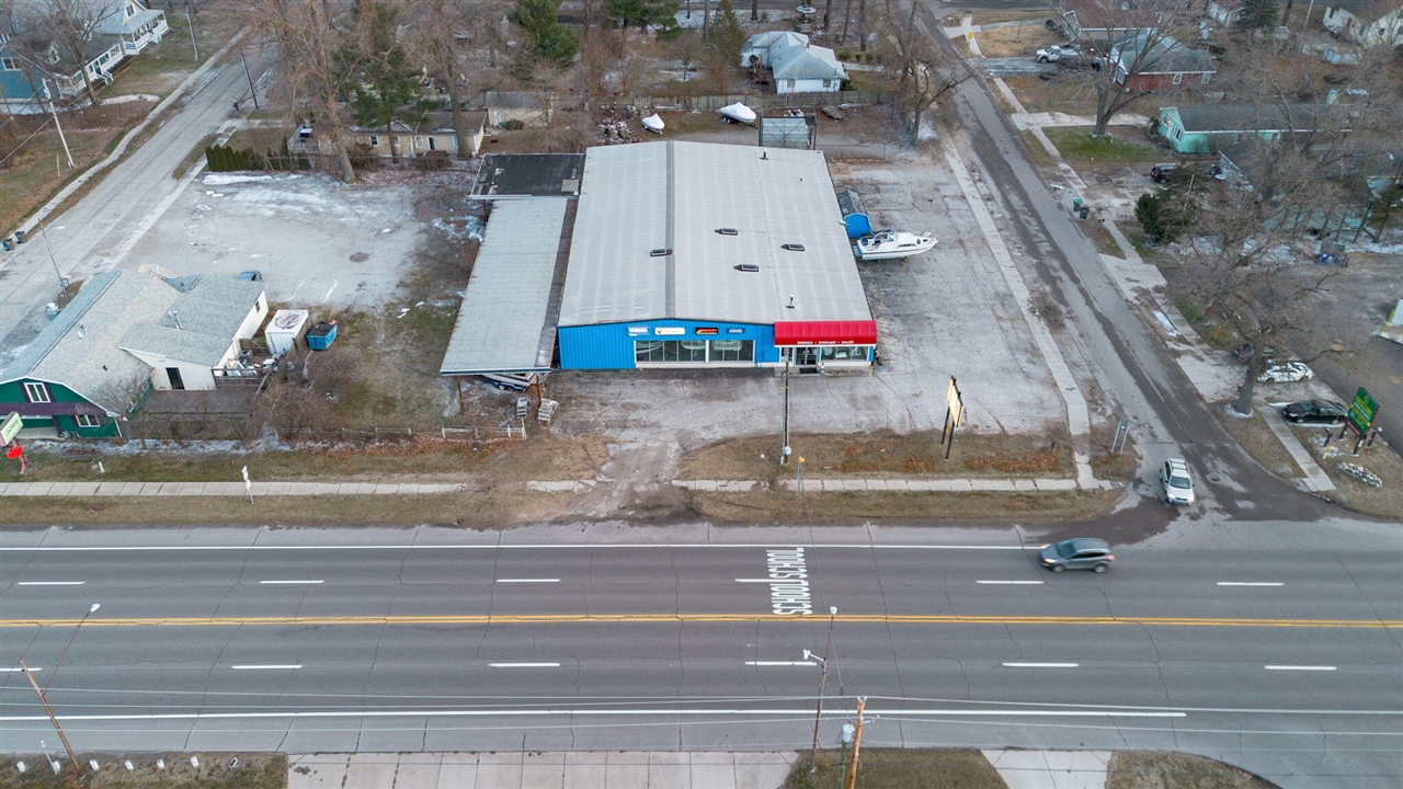 819 W Buffalo Street, New Buffalo, MI, 49117-1213