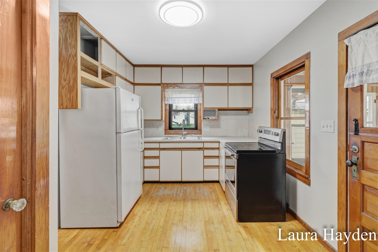 350 Mill Street, Saranac, MI, 48881-9709