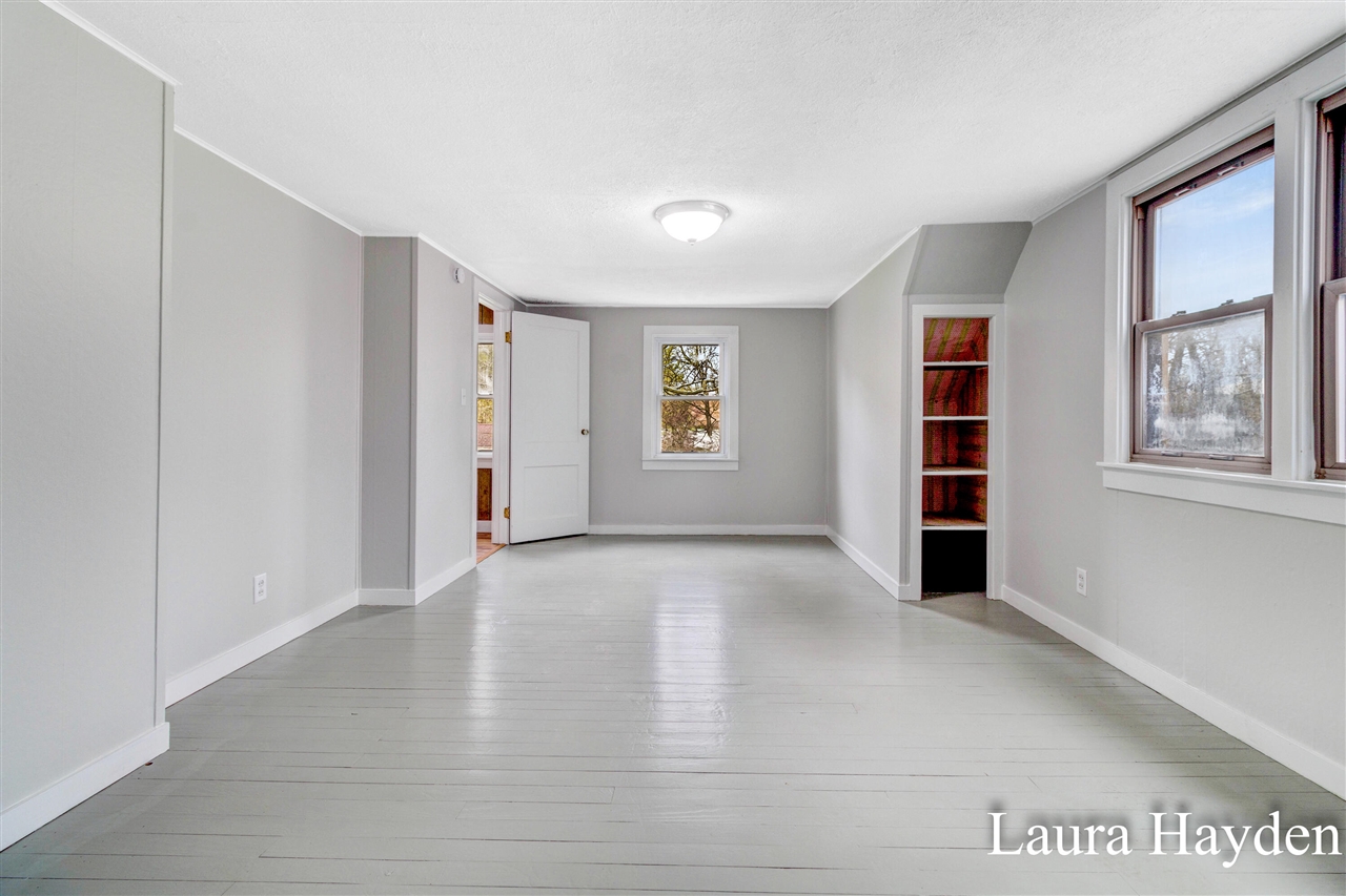 350 Mill Street, Saranac, MI, 48881-9709