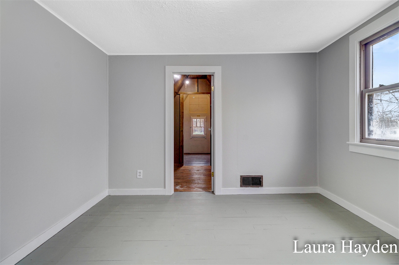 350 Mill Street, Saranac, MI, 48881-9709