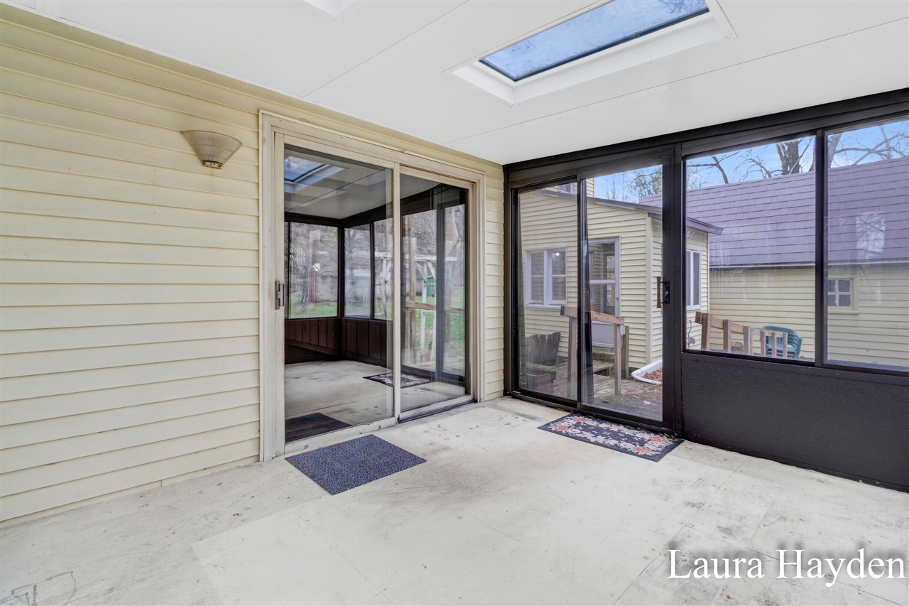 350 Mill Street, Saranac, MI, 48881-9709