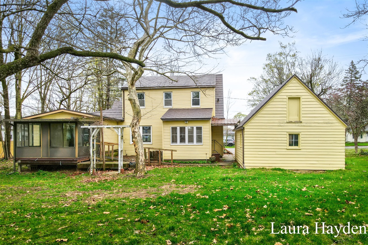 350 Mill Street, Saranac, MI, 48881-9709