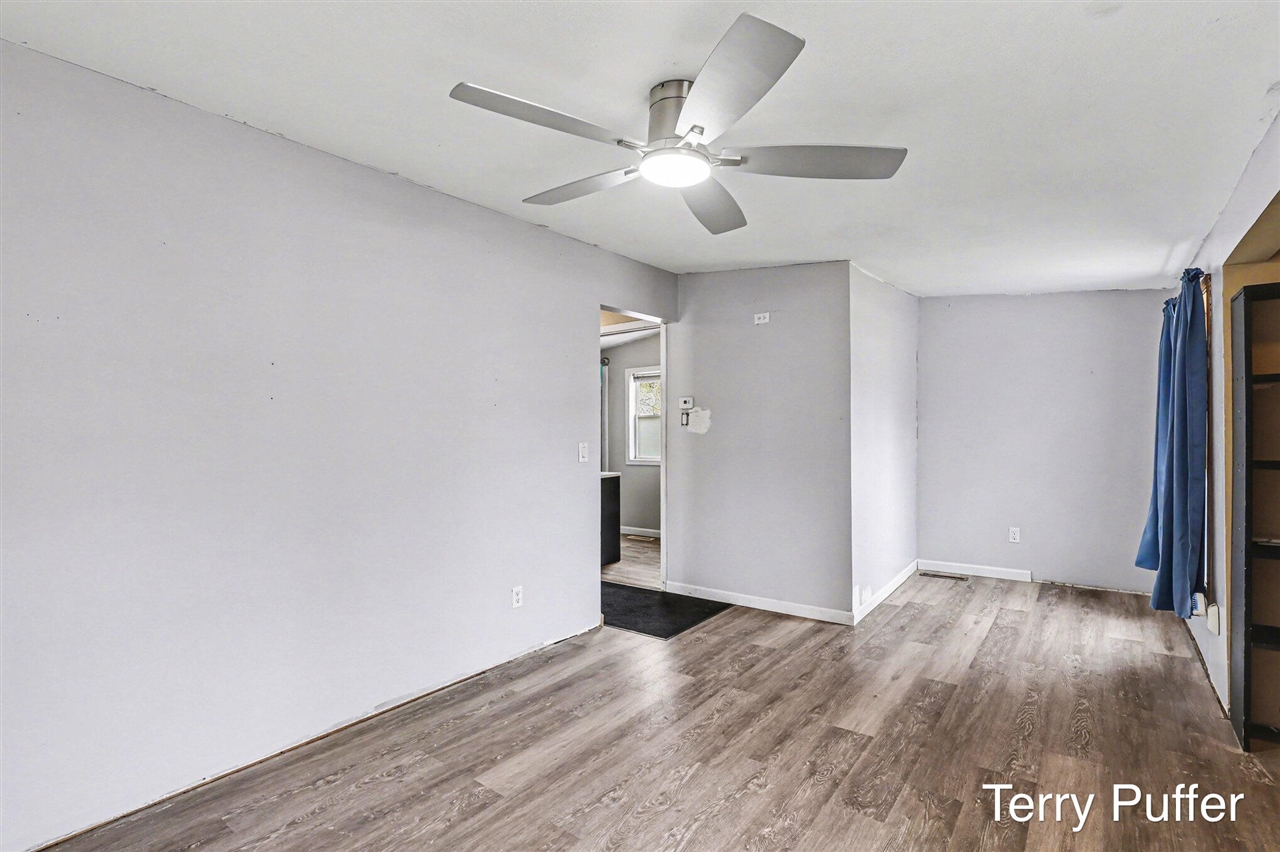 1941 Interwood Street, Muskegon, MI, 49442-6211