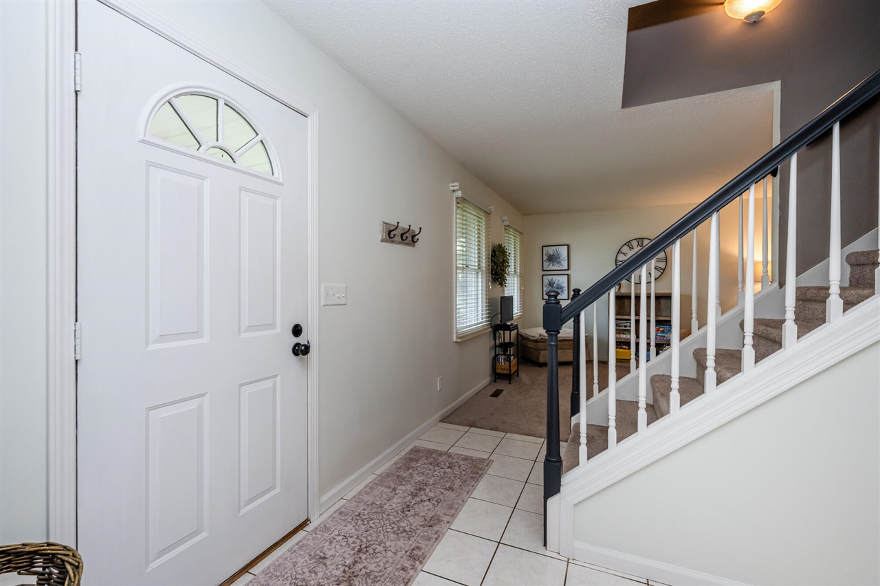 1460 Country Knoll Place, Saint Joseph, MI, 49085-9491