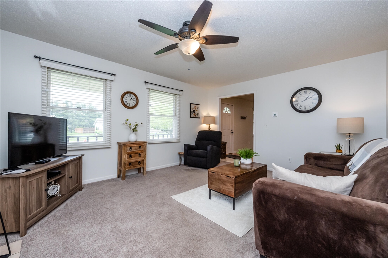 1460 Country Knoll Place, Saint Joseph, MI, 49085-9491