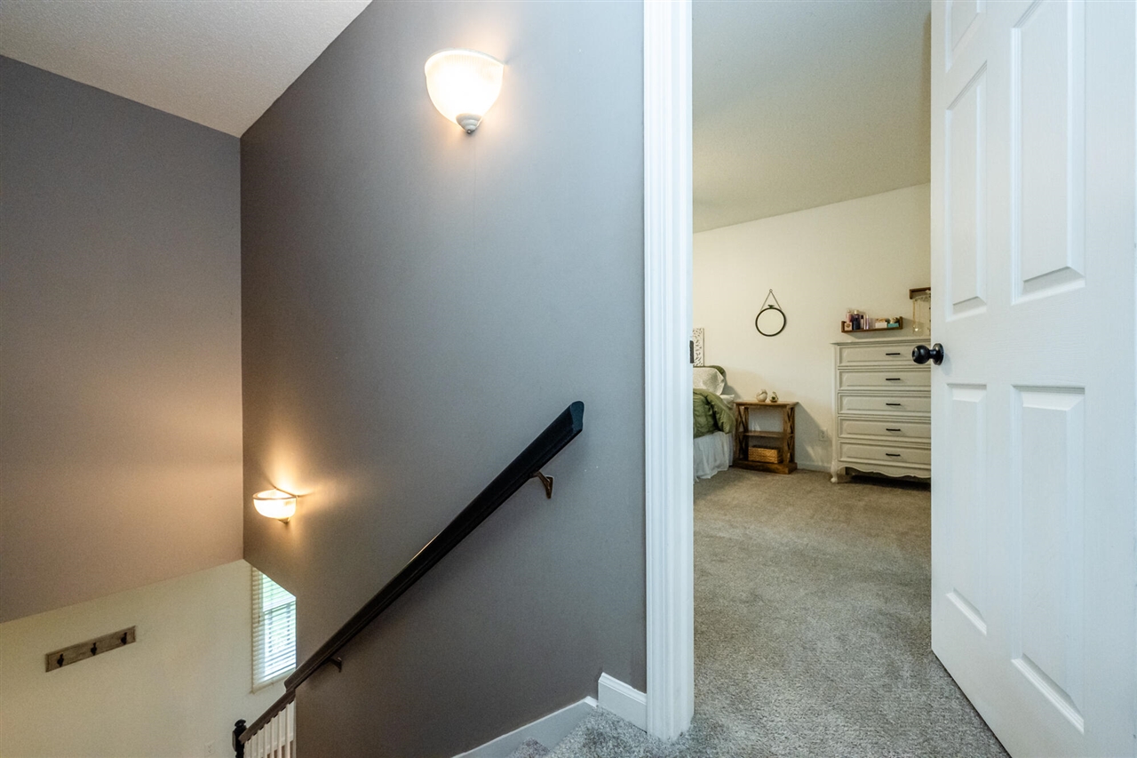 1460 Country Knoll Place, Saint Joseph, MI, 49085-9491