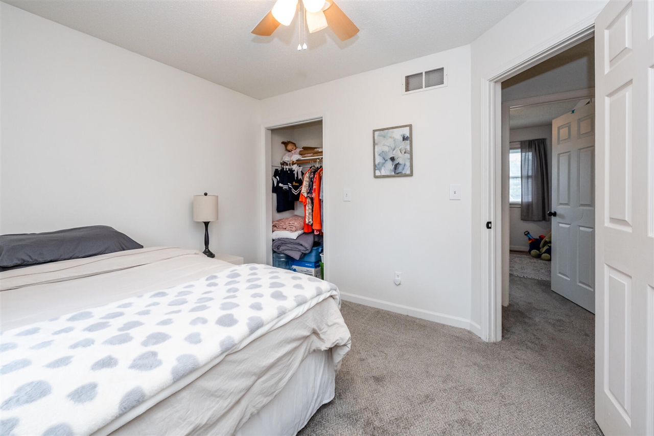 1460 Country Knoll Place, Saint Joseph, MI, 49085-9491