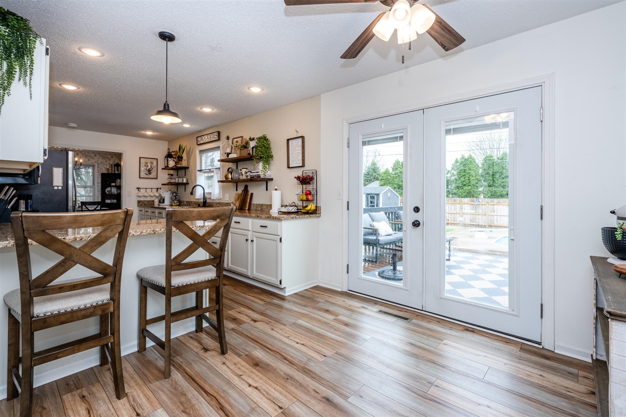 1460 Country Knoll Place, Saint Joseph, MI, 49085-9491