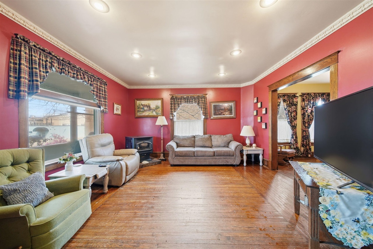 113 Chicago Street, Brooklyn, MI, 49230-9703