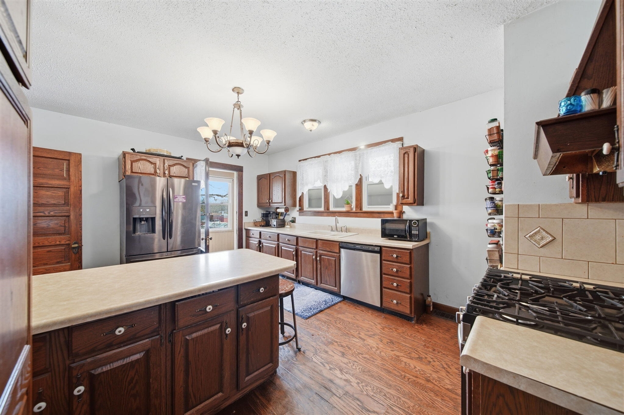 113 Chicago Street, Brooklyn, MI, 49230-9703