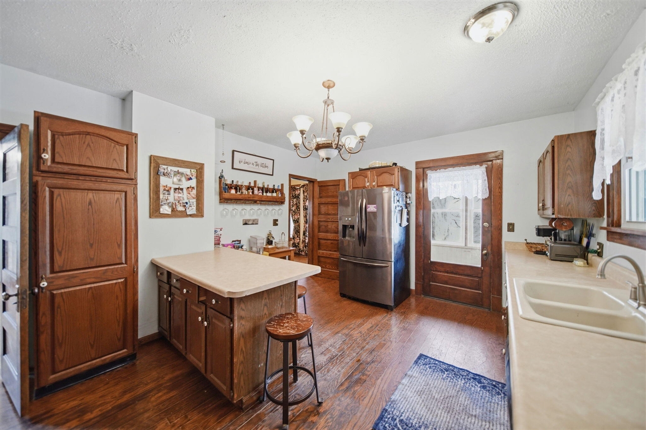 113 Chicago Street, Brooklyn, MI, 49230-9703
