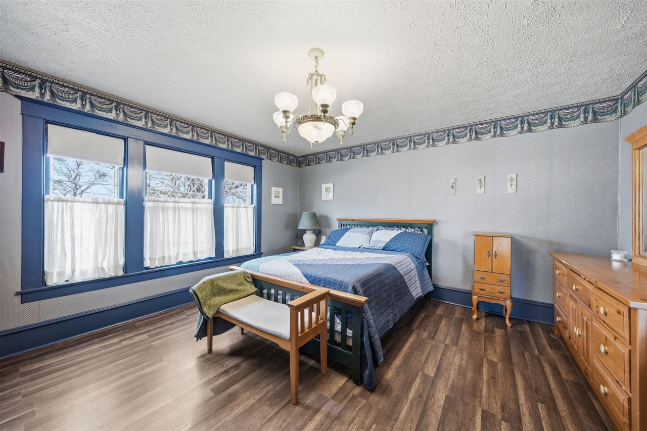 113 Chicago Street, Brooklyn, MI, 49230-9703