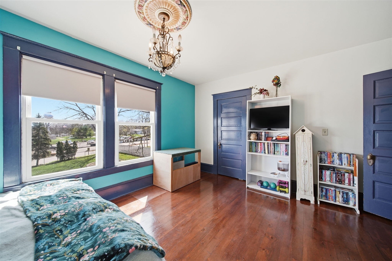 113 Chicago Street, Brooklyn, MI, 49230-9703
