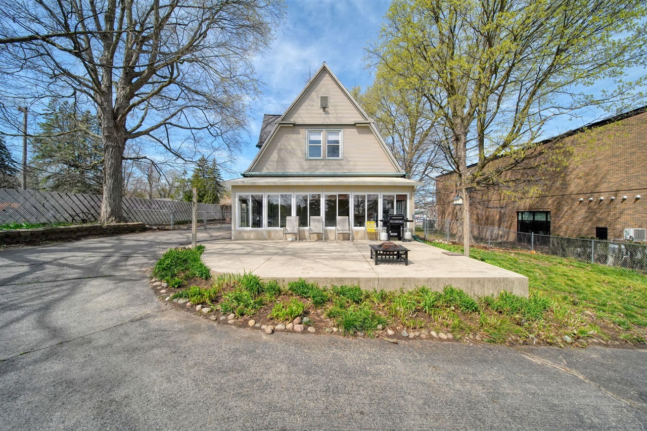 113 Chicago Street, Brooklyn, MI, 49230-9703