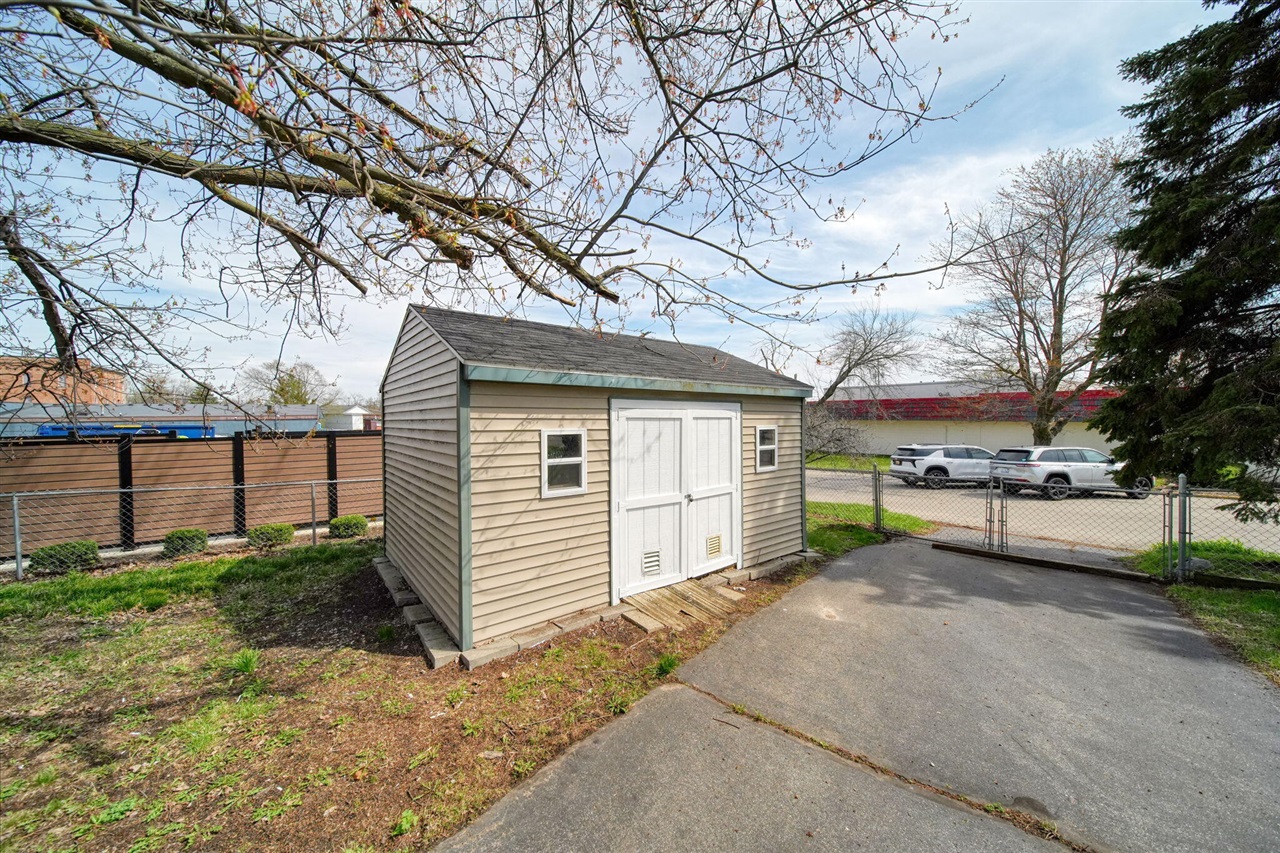 113 Chicago Street, Brooklyn, MI, 49230-9703