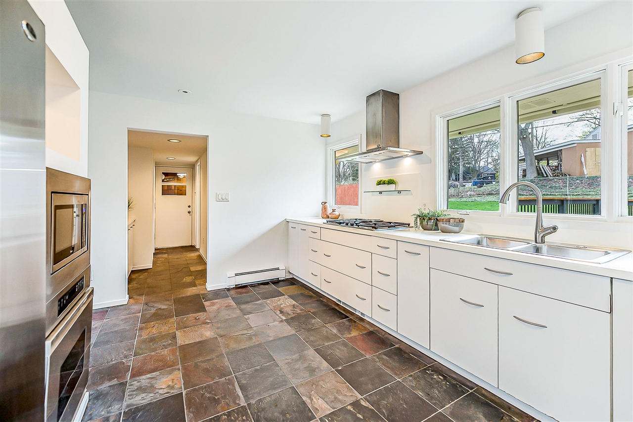 1307 Beechwood Drive, Ann Arbor, MI, 48103-2937