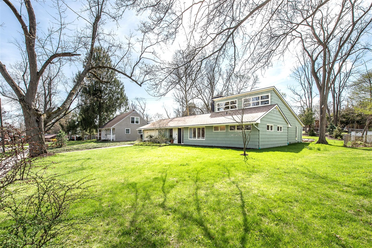 1307 Beechwood Drive, Ann Arbor, MI, 48103-2937