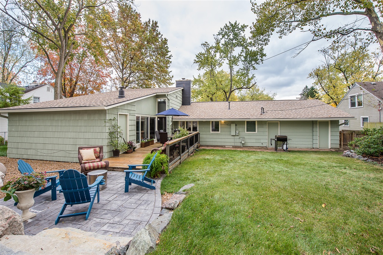1307 Beechwood Drive, Ann Arbor, MI, 48103-2937
