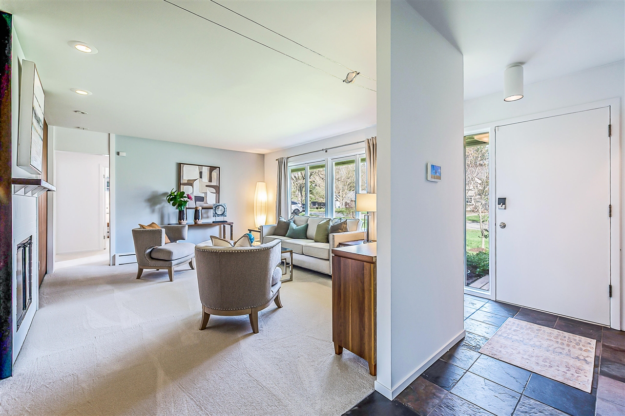1307 Beechwood Drive, Ann Arbor, MI, 48103-2937