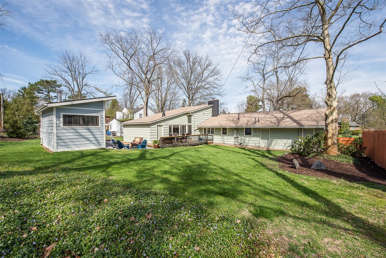 1307 Beechwood Drive, Ann Arbor, MI, 48103-2937