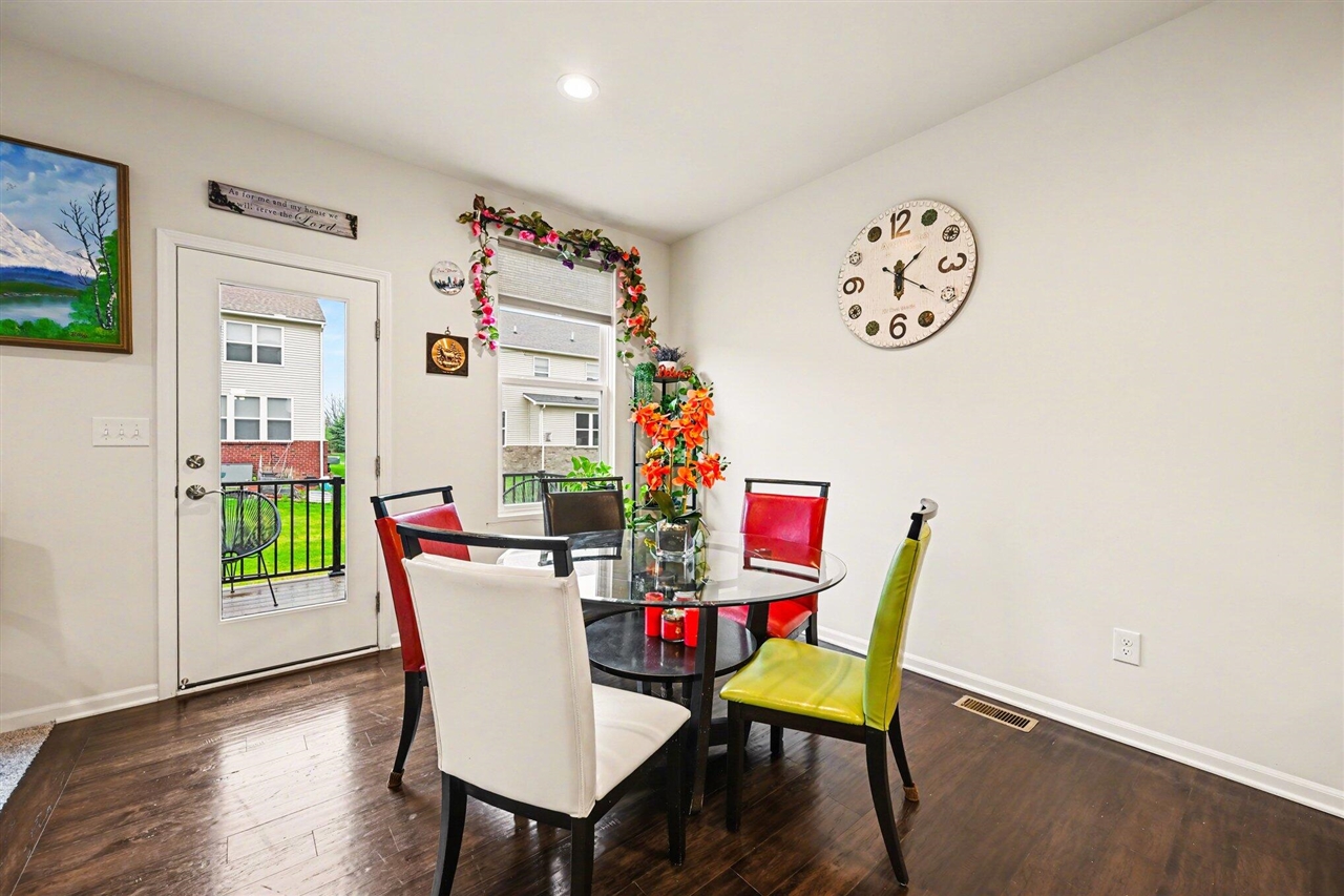 552 Wishing Tree Lane, Ann Arbor, MI, 48108-2839