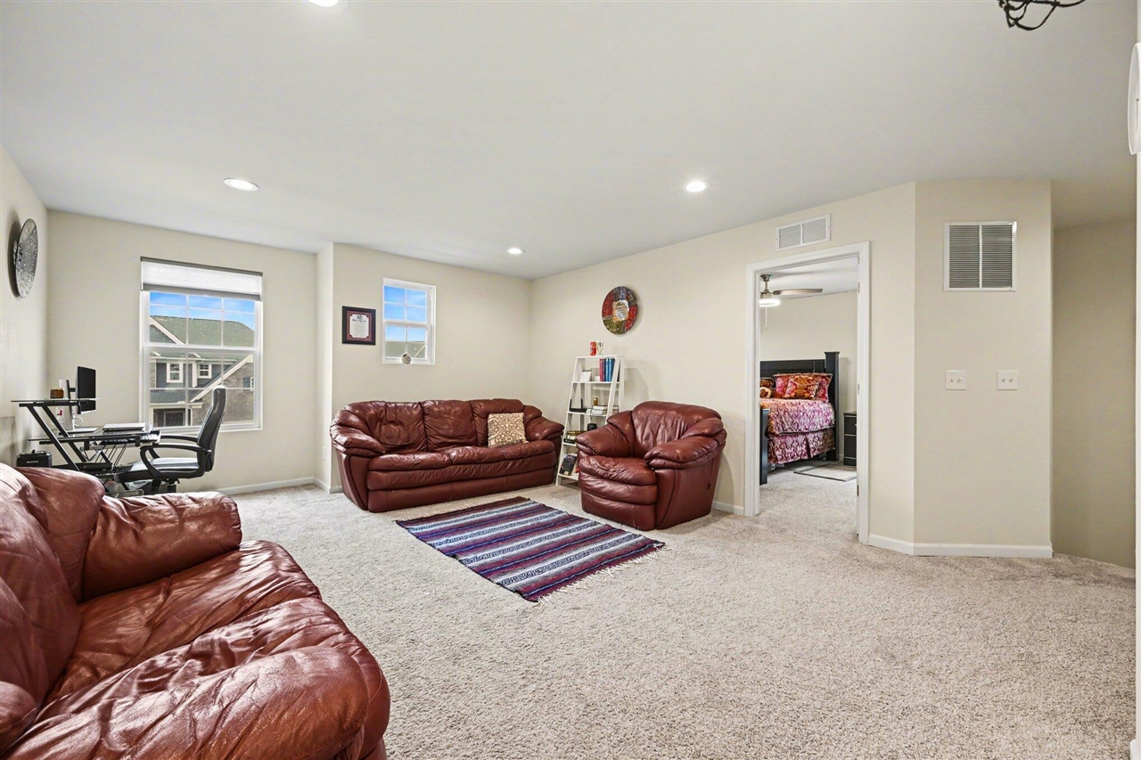 552 Wishing Tree Lane, Ann Arbor, MI, 48108-2839