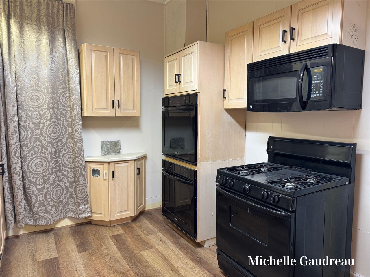 116 W Main Street, Caledonia, MI, 49316