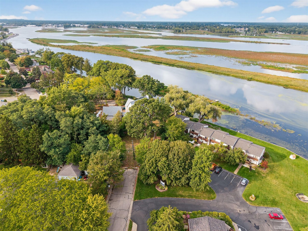 6830 Sandy Ridge, Vassar, MI, 48768