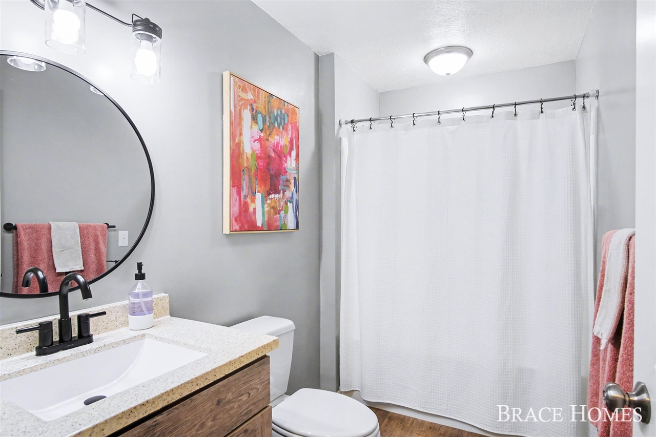 2521 Arundel Road, East Grand Rapids, MI, 49506-4829