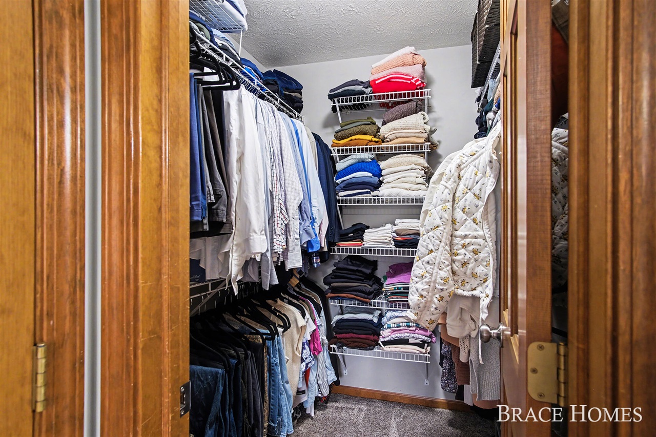 2521 Arundel Road, East Grand Rapids, MI, 49506-4829