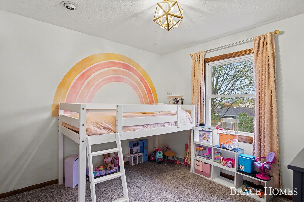 2521 Arundel Road, East Grand Rapids, MI, 49506-4829