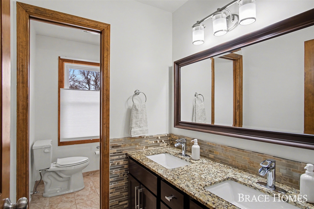 2521 Arundel Road, East Grand Rapids, MI, 49506-4829