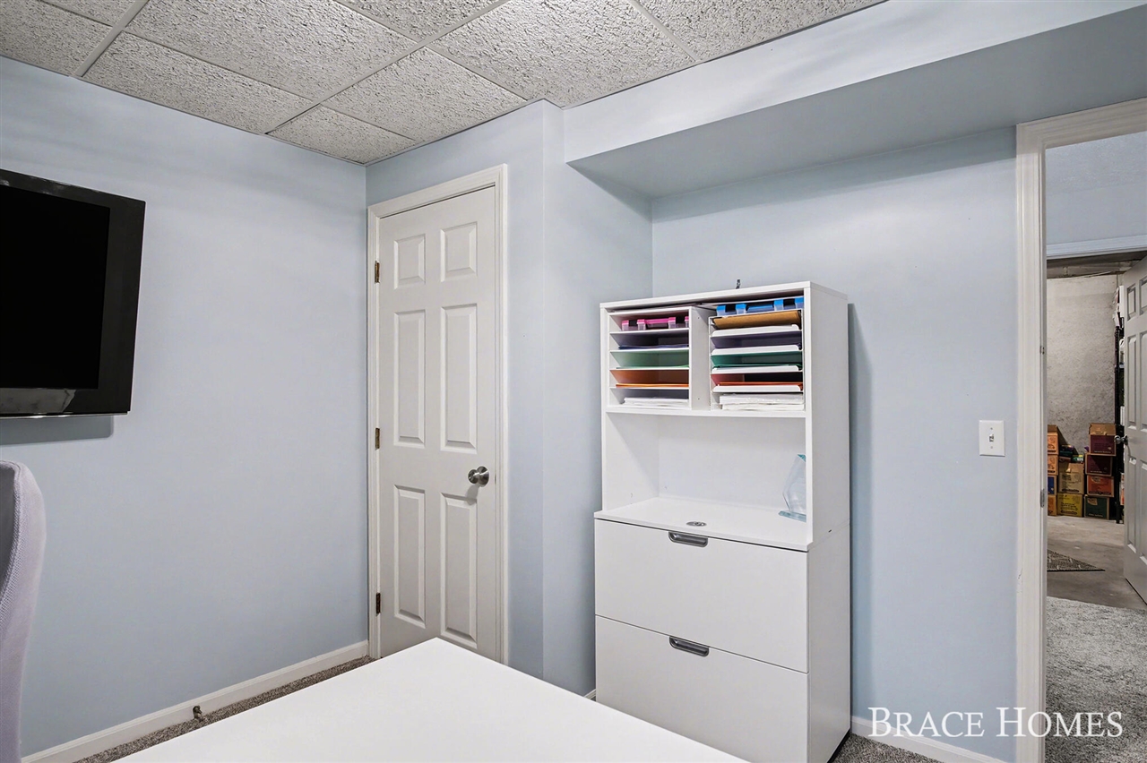 2521 Arundel Road, East Grand Rapids, MI, 49506-4829