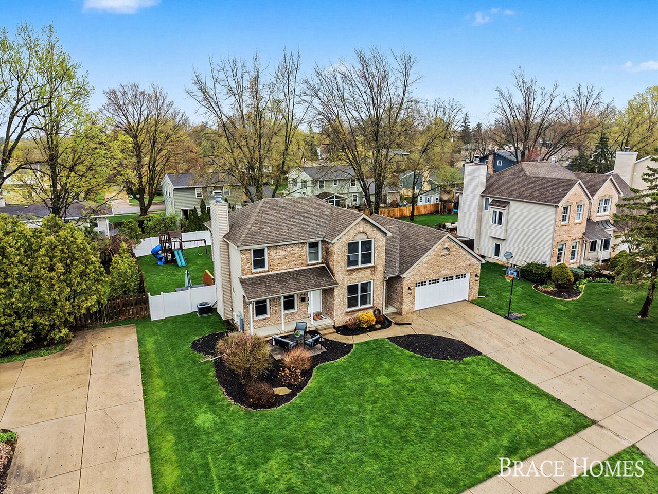 2521 Arundel Road, East Grand Rapids, MI, 49506-4829