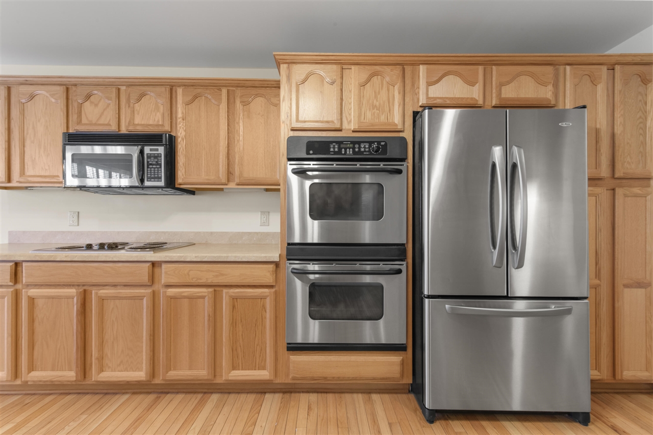 16810 Carriage Way, Northville, MI, 48168-6600