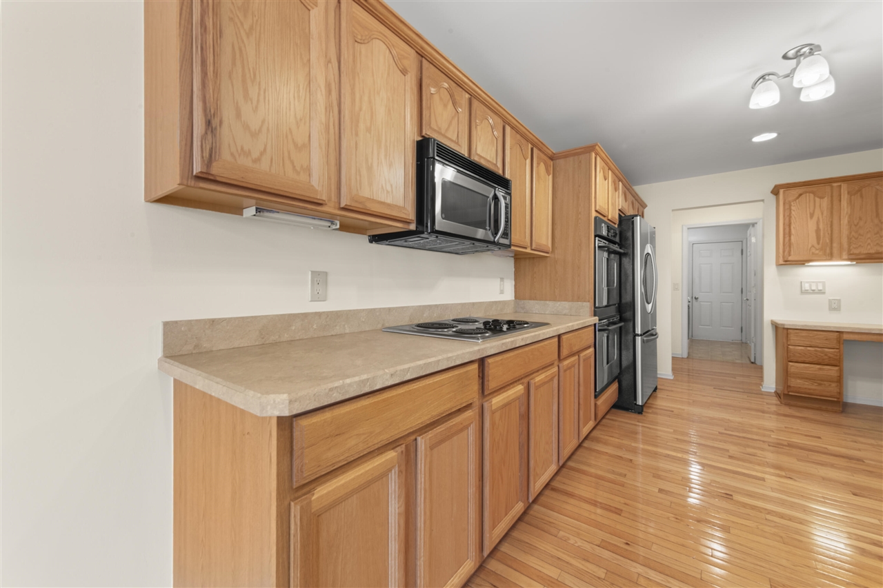 16810 Carriage Way, Northville, MI, 48168-6600