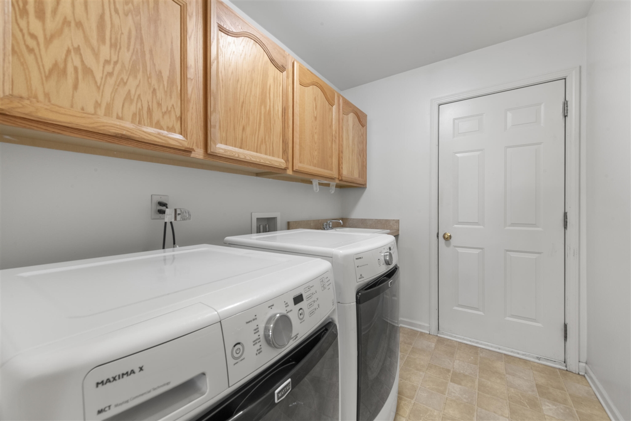 16810 Carriage Way, Northville, MI, 48168-6600