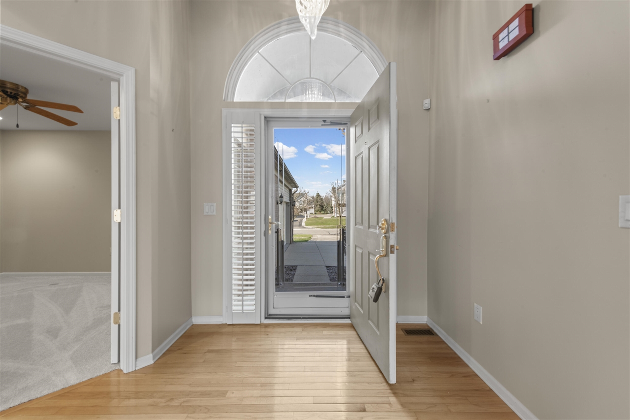 16810 Carriage Way, Northville, MI, 48168-6600