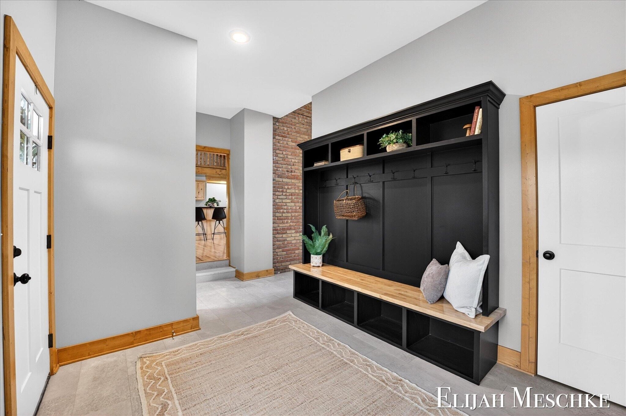 8977 2 Mile Road, Ada, MI, 49301-9576