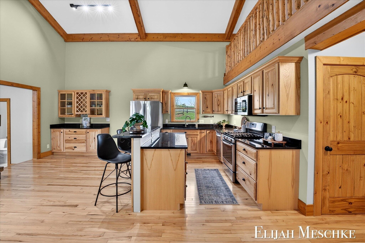 8977 2 Mile Road, Ada, MI, 49301-9576